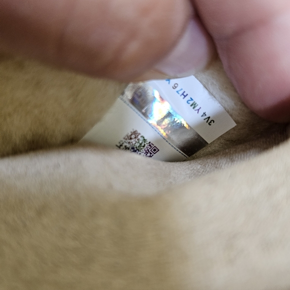 UGG Pumped Slide Clogs - Picture 10 of 12